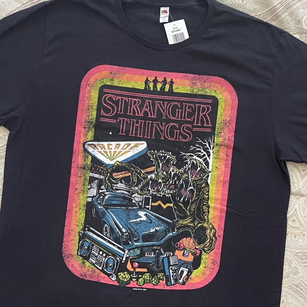 Stranger Things Graphic Tee - Black